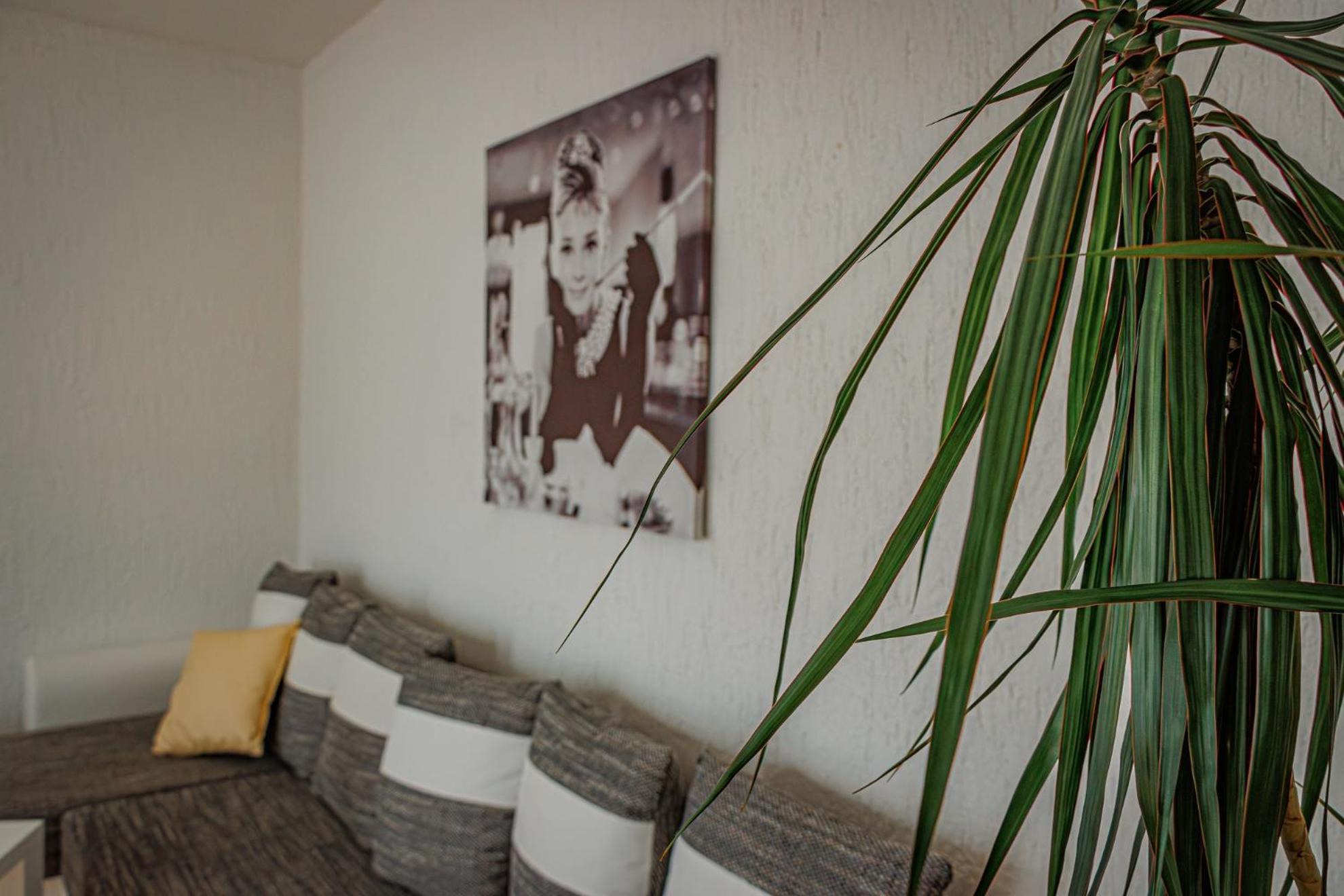 Wohnen Ueber Einem Mediterranen Restaurant,Apartment 2 Oder 3 Leipzig Exterior photo