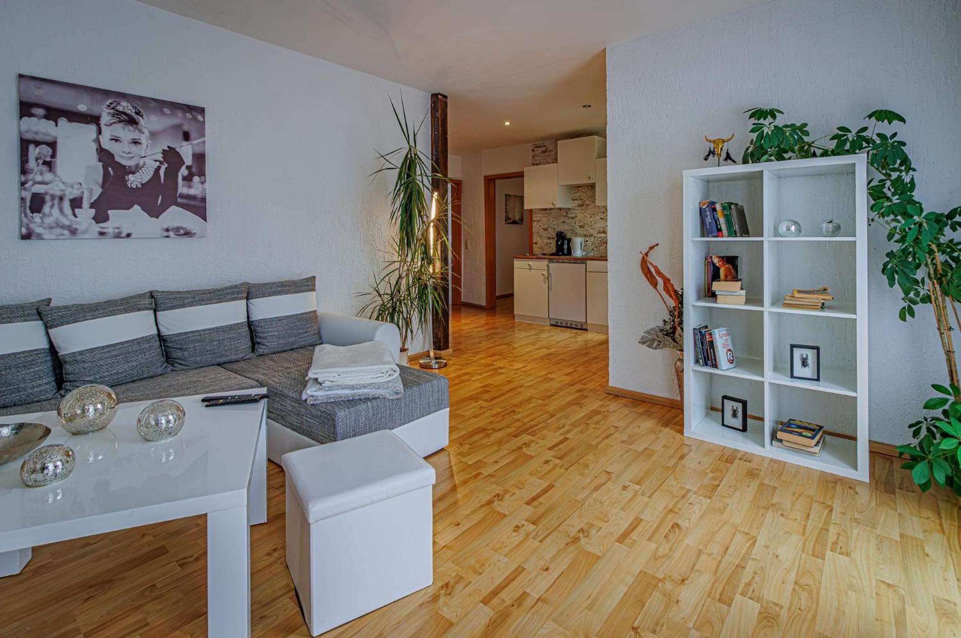 Wohnen Ueber Einem Mediterranen Restaurant,Apartment 2 Oder 3 Leipzig Exterior photo