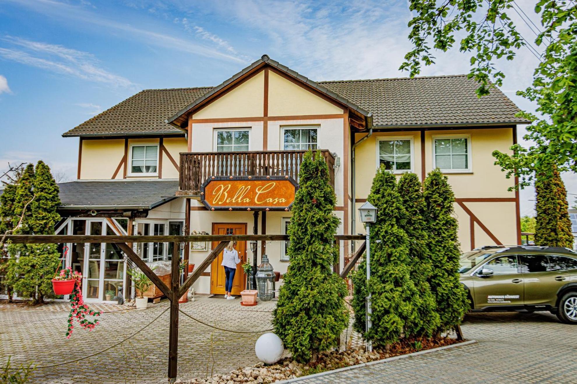 Wohnen Ueber Einem Mediterranen Restaurant,Apartment 2 Oder 3 Leipzig Exterior photo